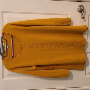Like New Super Soft Mustard Knit Long Sleeve Sweater